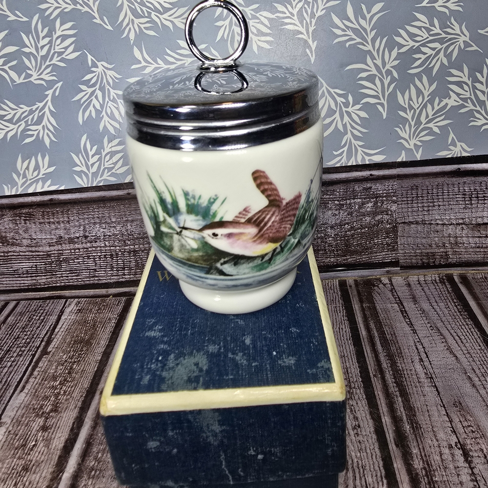 1970 Royal Worcester Birds In Pine Woodland Porcelain Egg Coddler